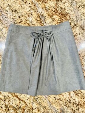 GAP Gray Pleated Front Tie Lined Mini Skirt Size 6